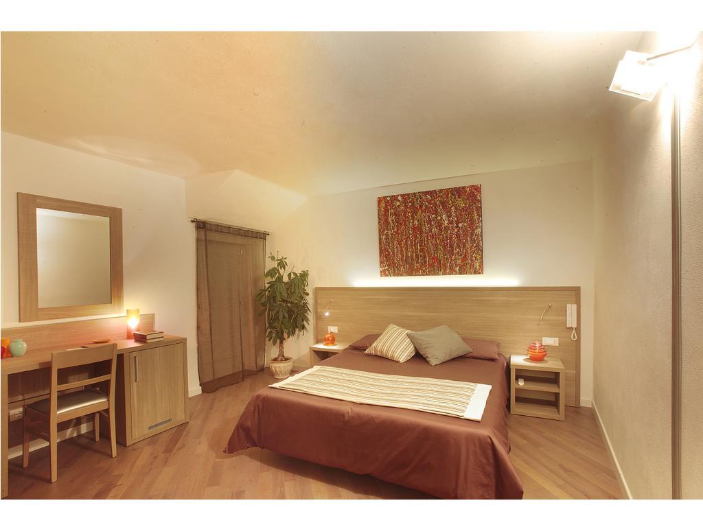 Residenze Portacastello Bed & Breakfast อิแซร์เนีย ภายนอก รูปภาพ