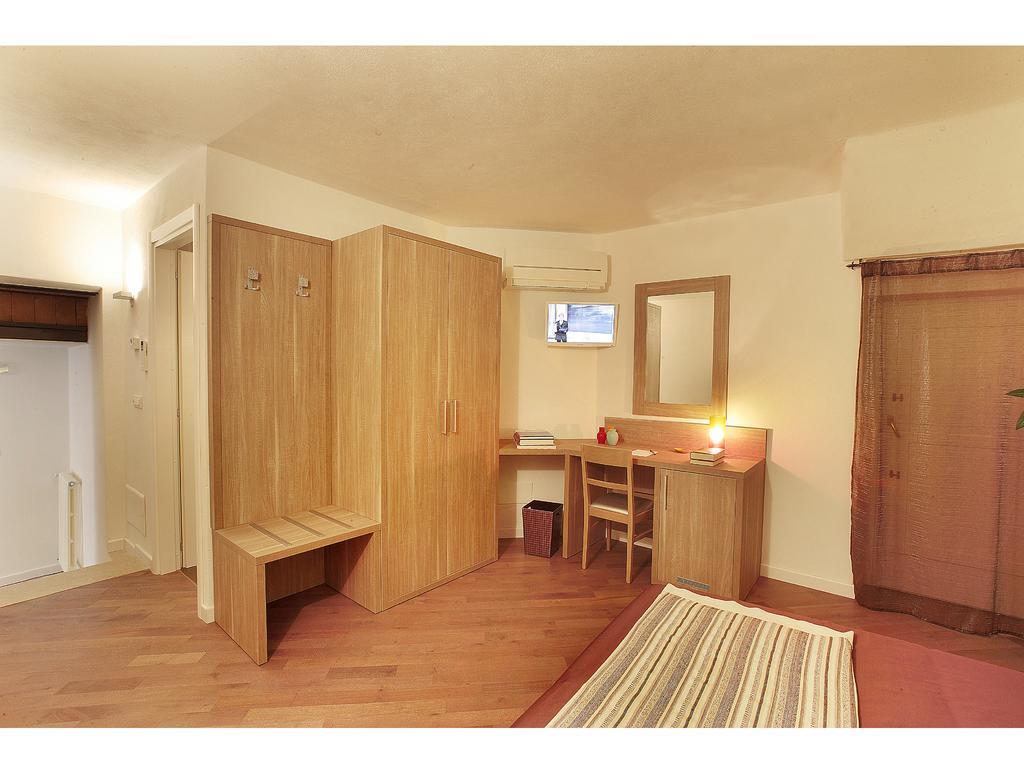 Residenze Portacastello Bed & Breakfast อิแซร์เนีย ภายนอก รูปภาพ