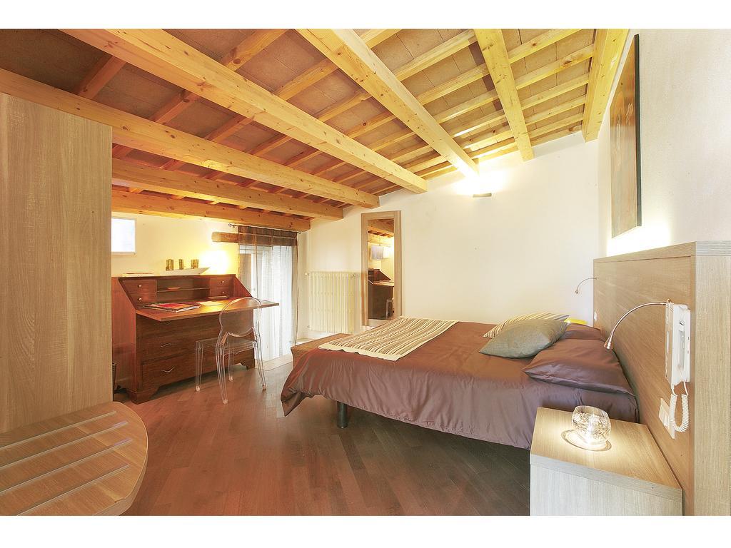 Residenze Portacastello Bed & Breakfast อิแซร์เนีย ภายนอก รูปภาพ