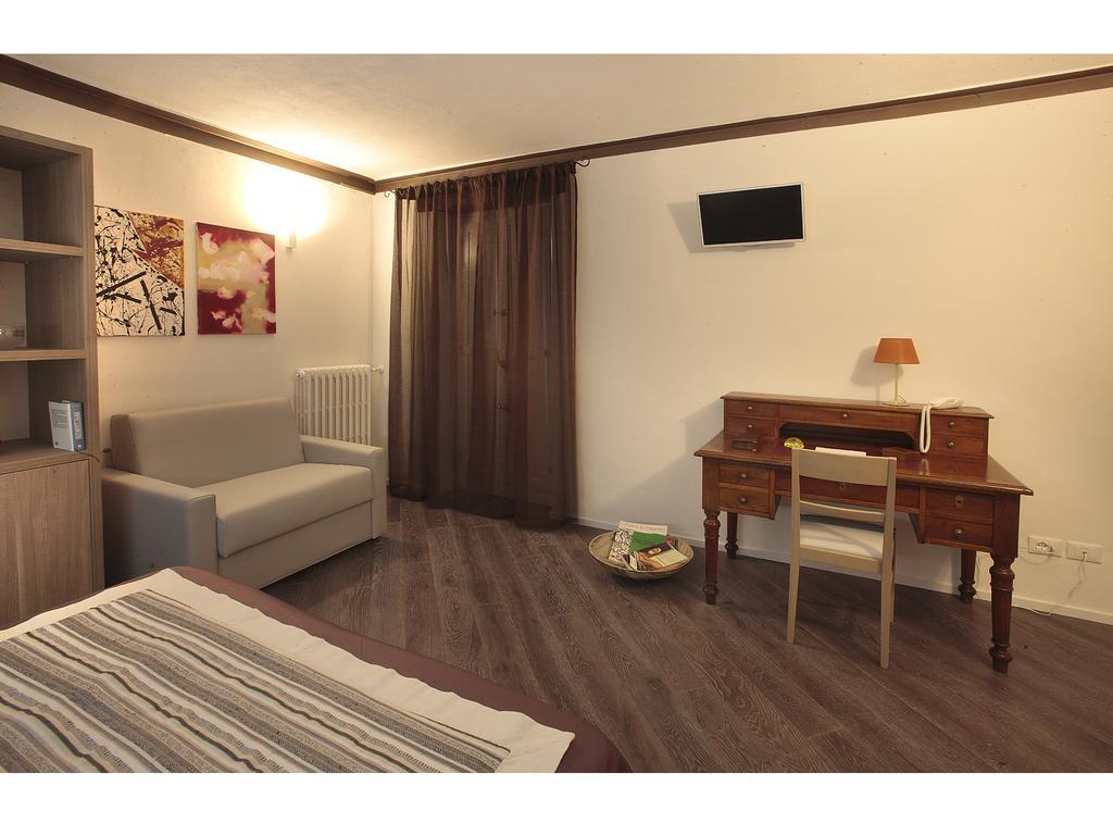 Residenze Portacastello Bed & Breakfast อิแซร์เนีย ภายนอก รูปภาพ