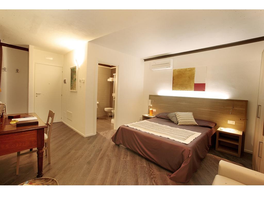 Residenze Portacastello Bed & Breakfast อิแซร์เนีย ภายนอก รูปภาพ
